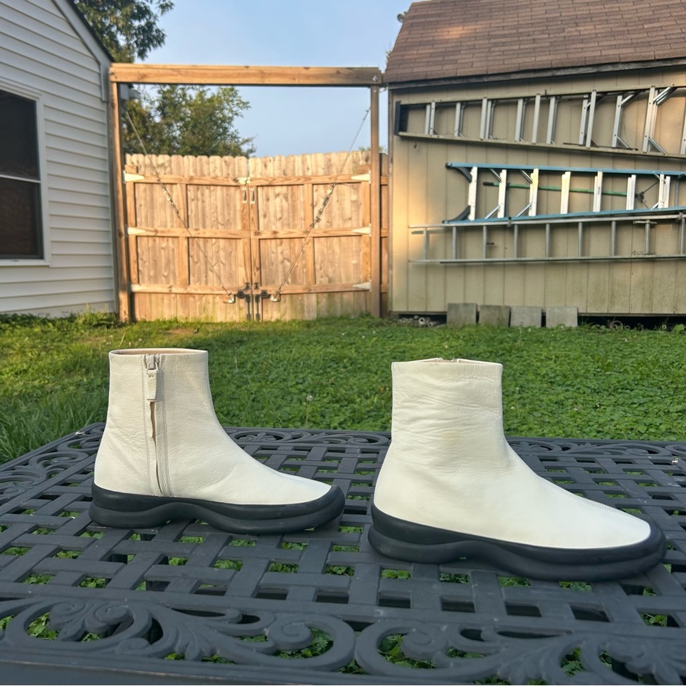 The Row Town Leather Zip Boot Milk White‎ size 36